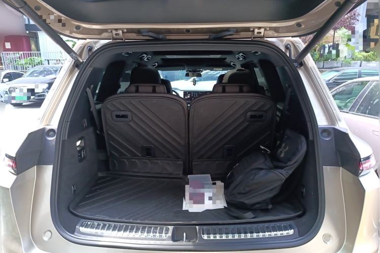 Used Li Auto L9 2022 Max model Trunk