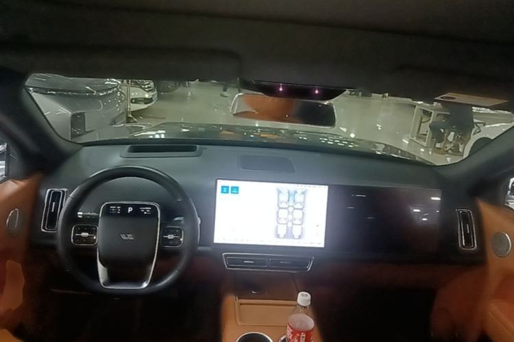 Used Li Auto L9 2023 Pro Model Center Console