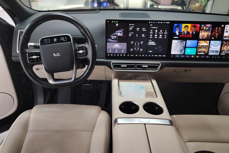 Used Li Auto L9 2023 Pro Model Center Console