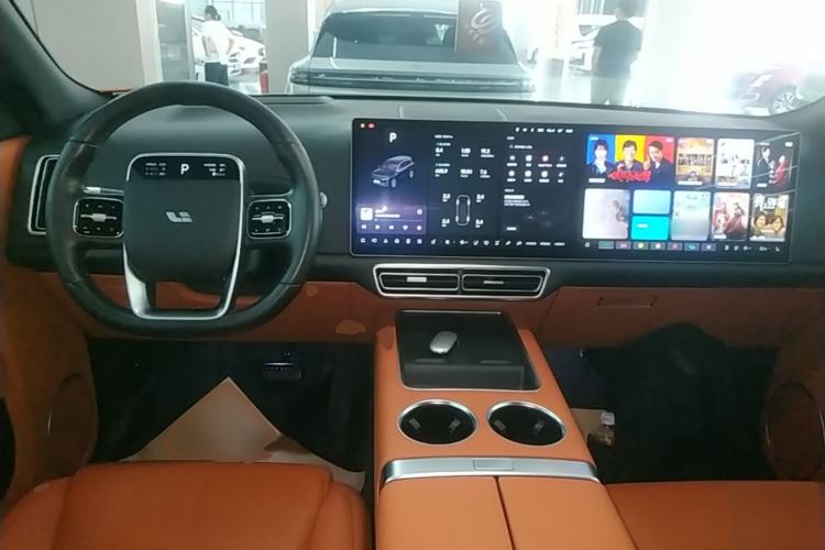 Used Li Auto L9 2023 Pro Model Center Console