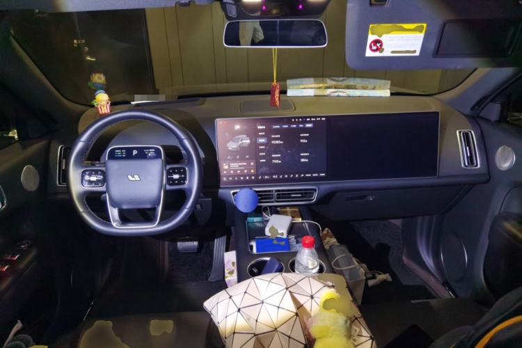 Used Li Auto L9 2023 Pro Model Center Console