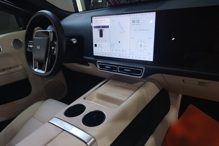 Used Li Auto L9 2023 Pro Model Center Console