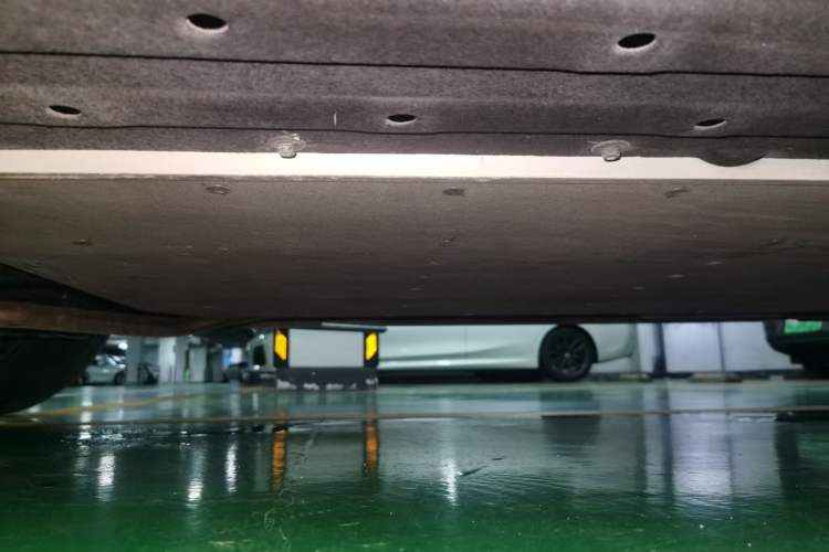Used Li Auto L9 2023 Pro Model Chassis Front Left