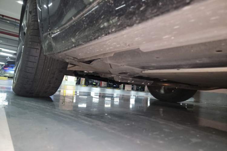 Used Li Auto L9 2023 Pro Model Chassis Front Left