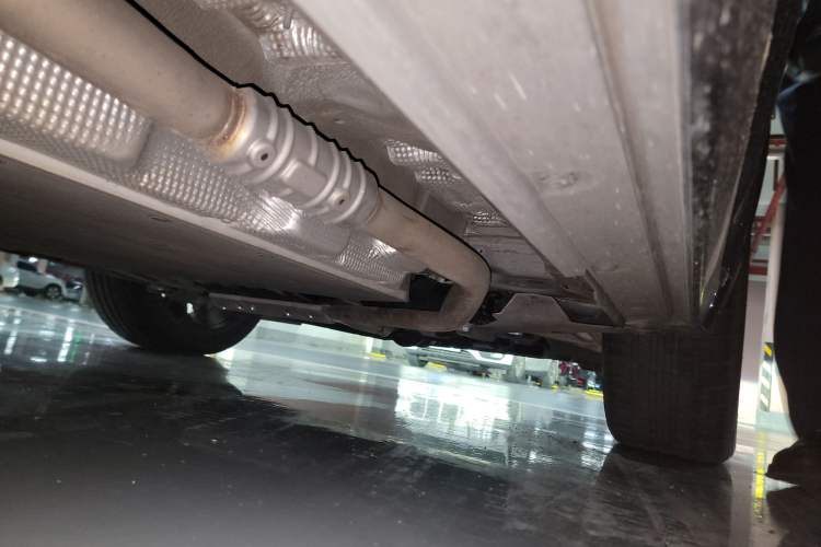 Used Li Auto L9 2023 Pro Model Chassis Front Right
