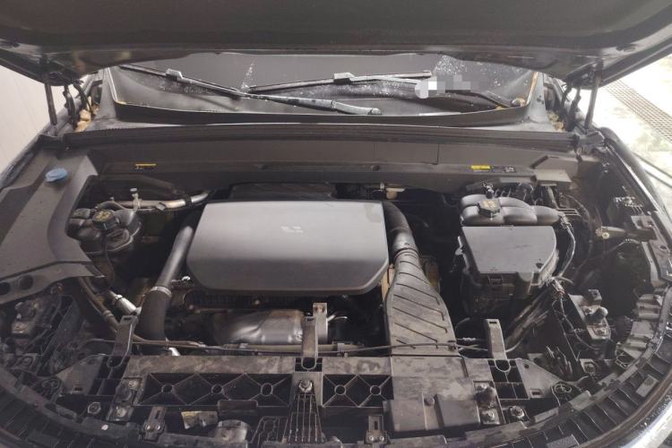 Used Li Auto L9 2023 Pro Model Engine Bay
