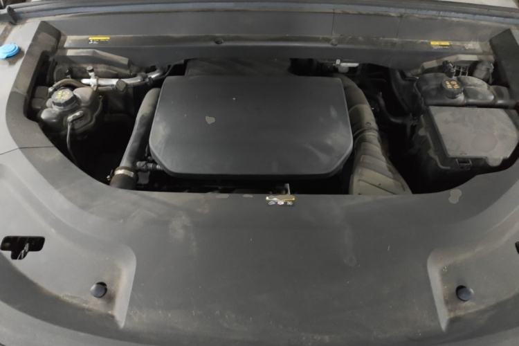 Used Li Auto L9 2023 Pro Model Engine Bay