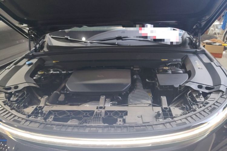 Used Li Auto L9 2023 Pro Model Engine Bay