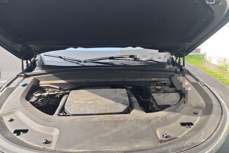 Used Li Auto L9 2023 Pro Model Engine Bay