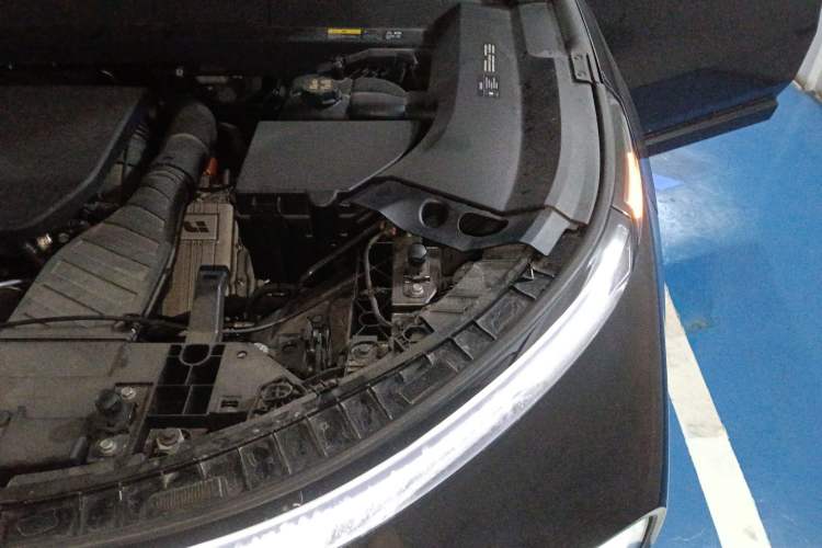 Used Li Auto L9 2023 Pro Model Engine Bay Left
