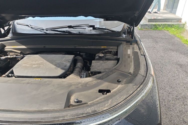 Used Li Auto L9 2023 Pro Model Engine Bay Left