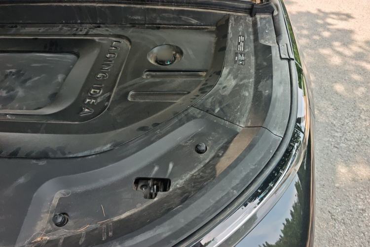 Used Li Auto L9 2023 Pro Model Engine Bay Left