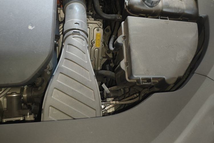 Used Li Auto L9 2023 Pro Model Engine Bay Left
