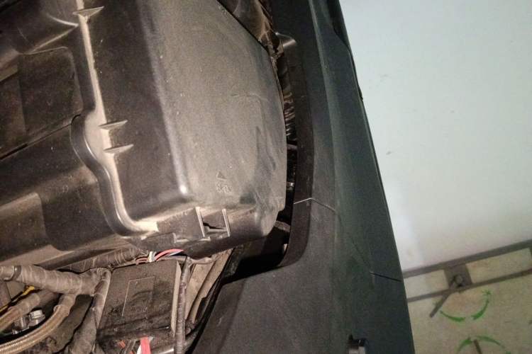 Used Li Auto L9 2023 Pro Model Engine Bay Left