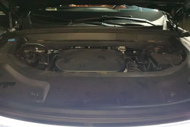 Used Li Auto L9 2023 Pro Model Engine Bay
