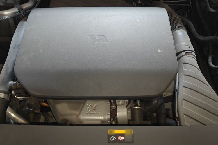Used Li Auto L9 2023 Pro Model Engine Bay