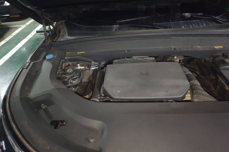 Used Li Auto L9 2023 Pro Model Engine Bay Right