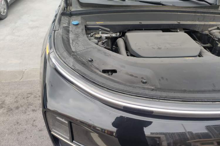 Used Li Auto L9 2023 Pro Model Engine Bay Right