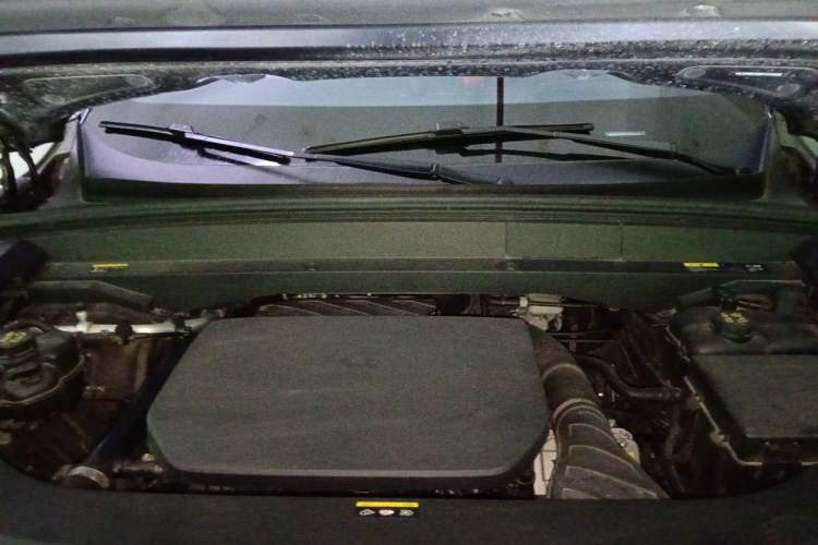Used Li Auto L9 2023 Pro Model Engine Bay