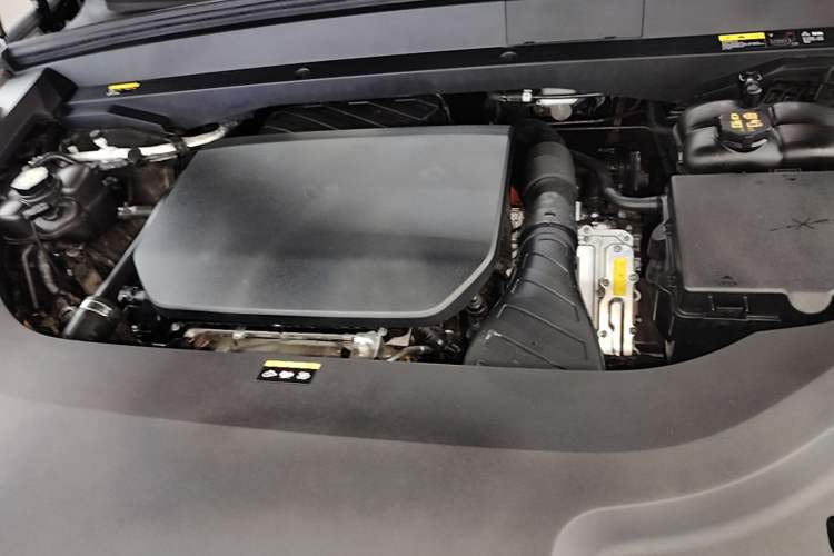 Used Li Auto L9 2023 Pro Model Engine Bay