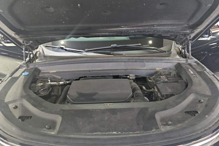 Used Li Auto L9 2023 Pro Model Engine Bay