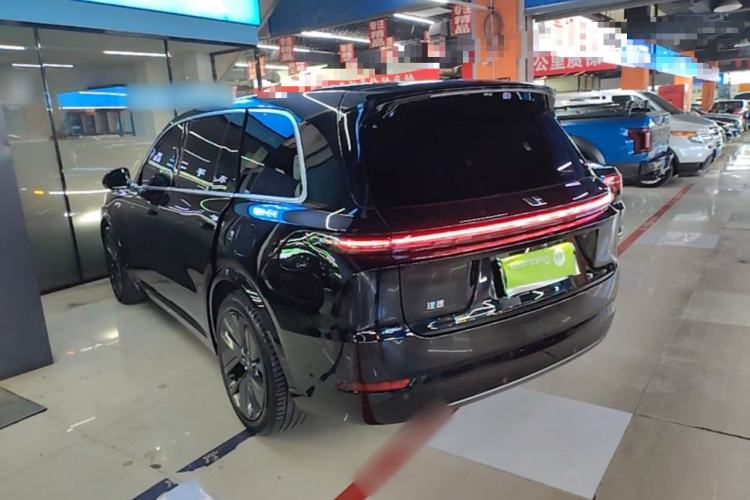 Used Li Auto L9 2023 Pro Model Exterior 2