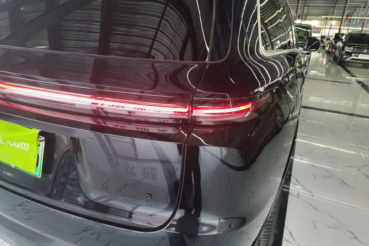 Used Li Auto L9 2023 Pro Model Exterior 3