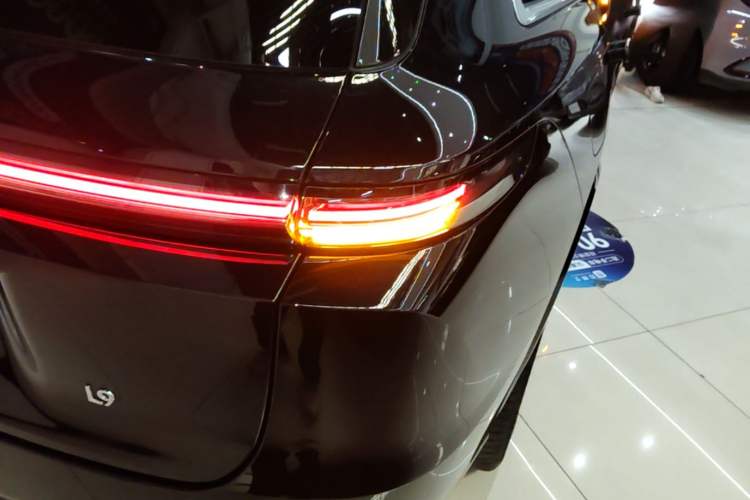 Used Li Auto L9 2023 Pro Model Exterior 3