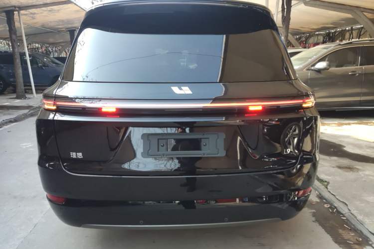 Used Li Auto L9 2023 Pro Model Exterior 4