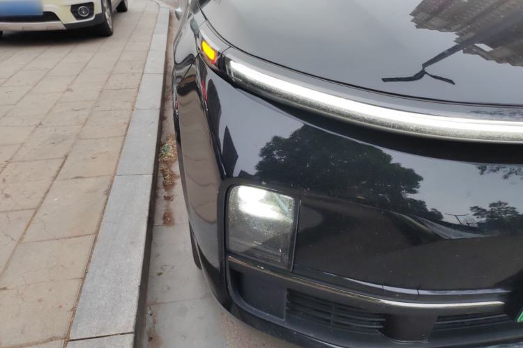 Used Li Auto L9 2023 Pro Model Exterior 6