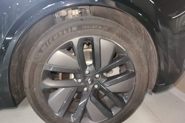Used Li Auto L9 2023 Pro Model Exterior 7