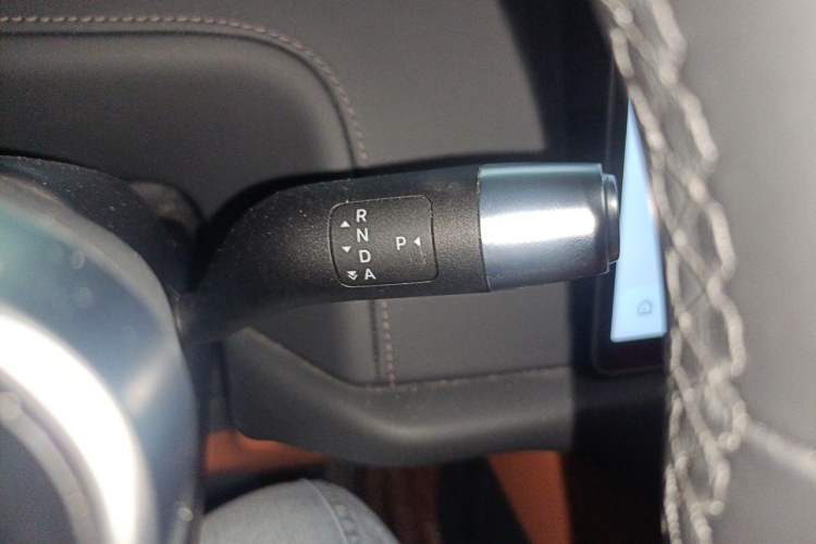 Used Li Auto L9 2023 Pro Model Gear Lever