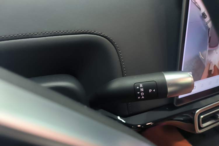 Used Li Auto L9 2023 Pro Model Gear Lever