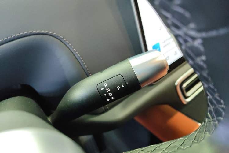 Used Li Auto L9 2023 Pro Model Gear Lever