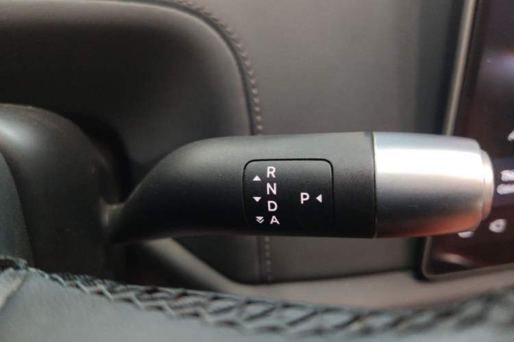 Used Li Auto L9 2023 Pro Model Gear Lever