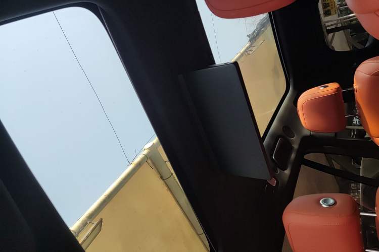 Used Li Auto L9 2023 Pro Model Headliner