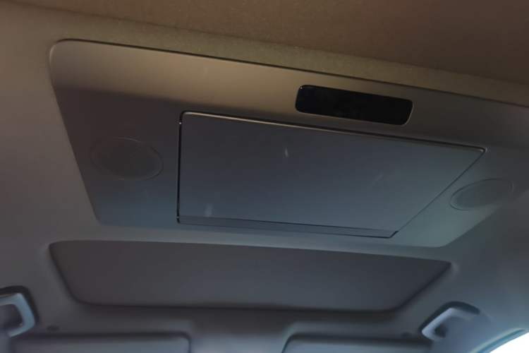 Used Li Auto L9 2023 Pro Model Headliner
