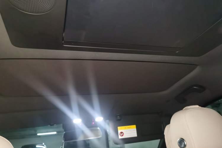 Used Li Auto L9 2023 Pro Model Headliner