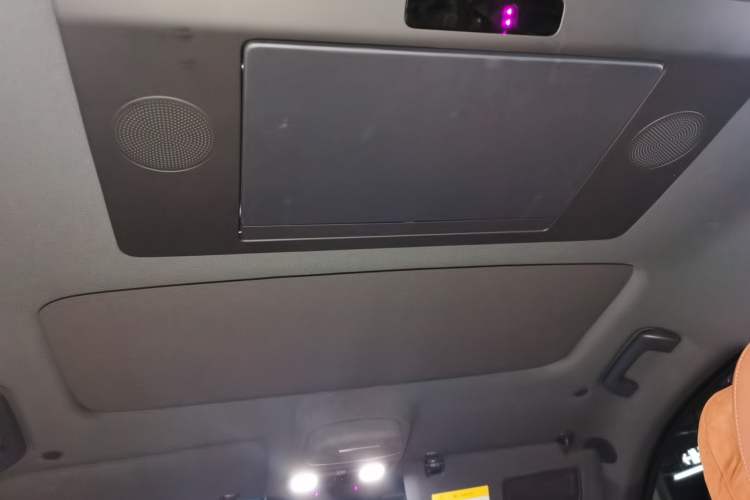 Used Li Auto L9 2023 Pro Model Headliner