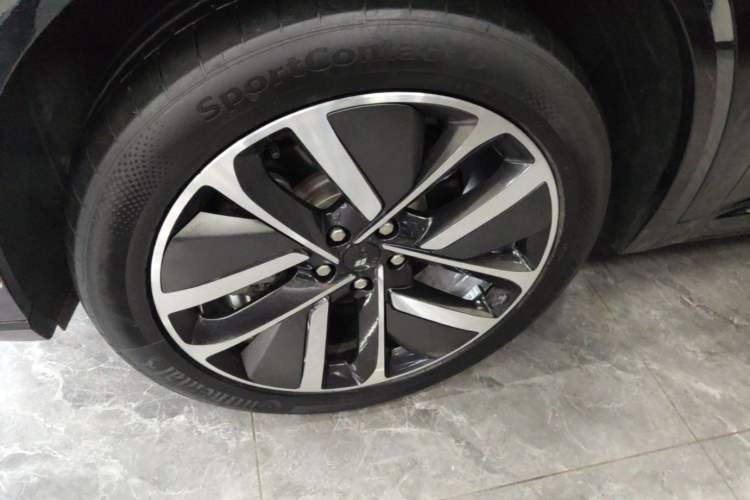 Used Li Auto L9 2023 Pro Model Left Front Wheel Hub