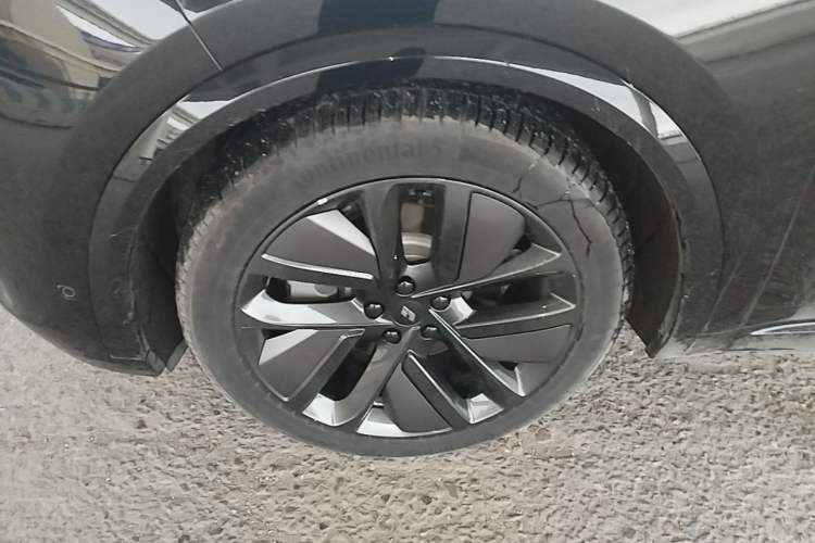 Used Li Auto L9 2023 Pro Model Left Front Wheel Hub