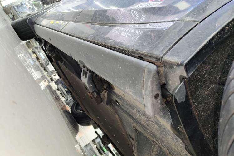 Used Li Auto L9 2023 Pro Model Left Side Sill