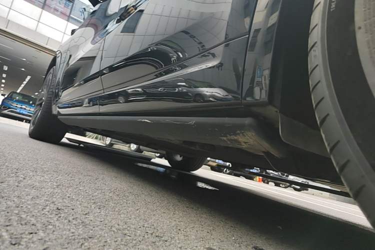 Used Li Auto L9 2023 Pro Model Left Side Sill