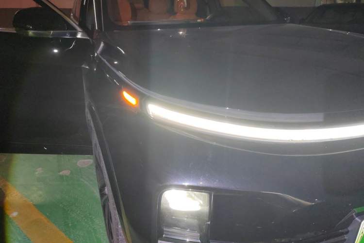 Used Li Auto L9 2023 Pro Model Right Front Headlight