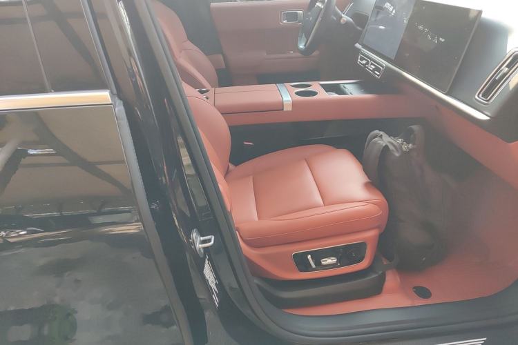 Used Li Auto L9 2023 Pro Model Right Front Seat