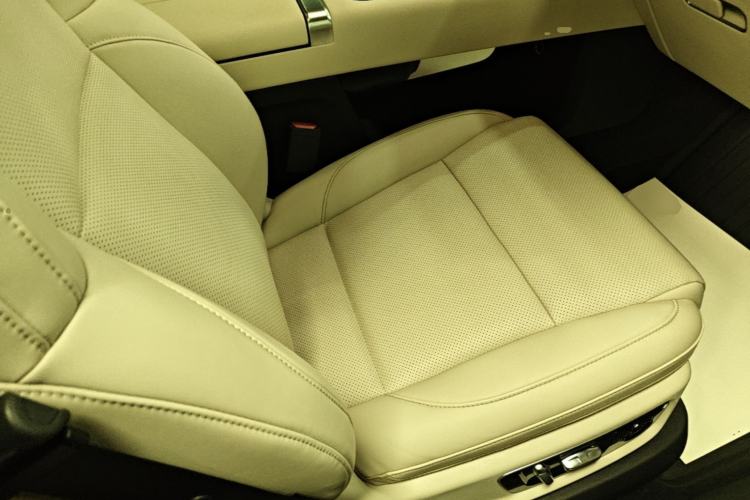 Used Li Auto L9 2023 Pro Model Right Front Seat