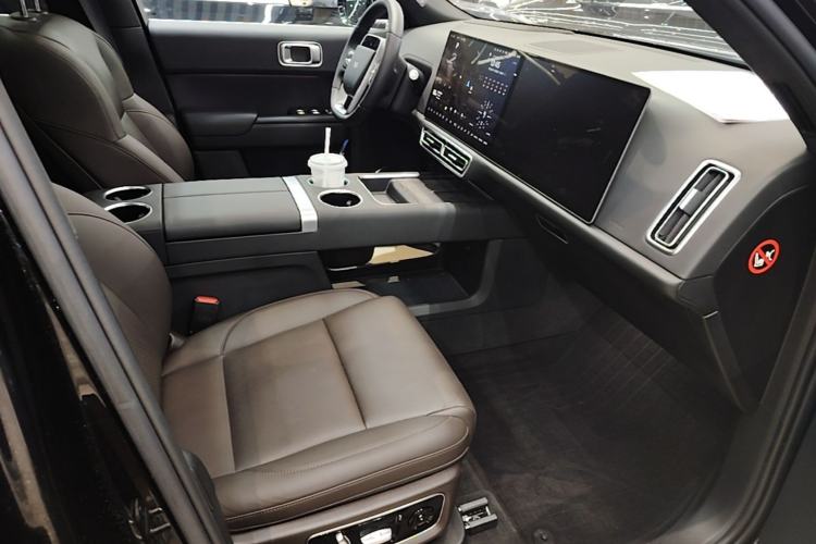 Used Li Auto L9 2023 Pro Model Right Front Seat