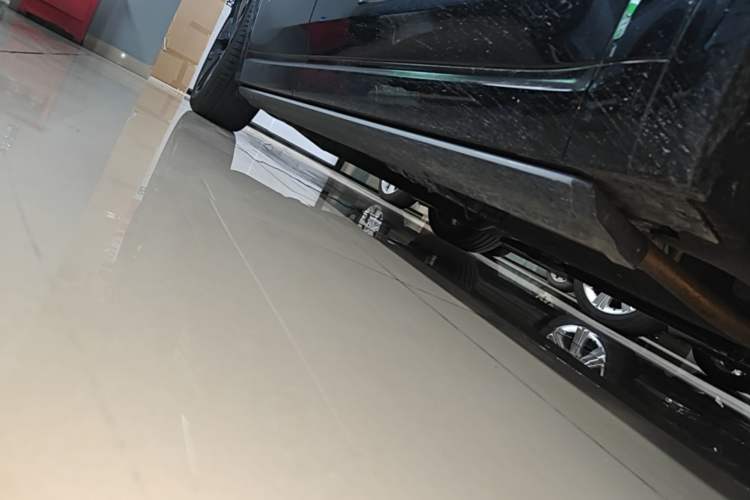 Used Li Auto L9 2023 Pro Model Right Side Sill