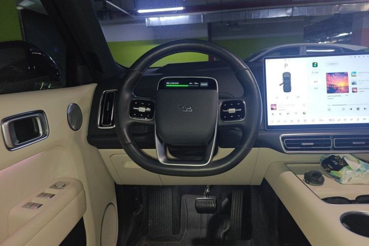Used Li Auto L9 2023 Pro Model Steering Wheel