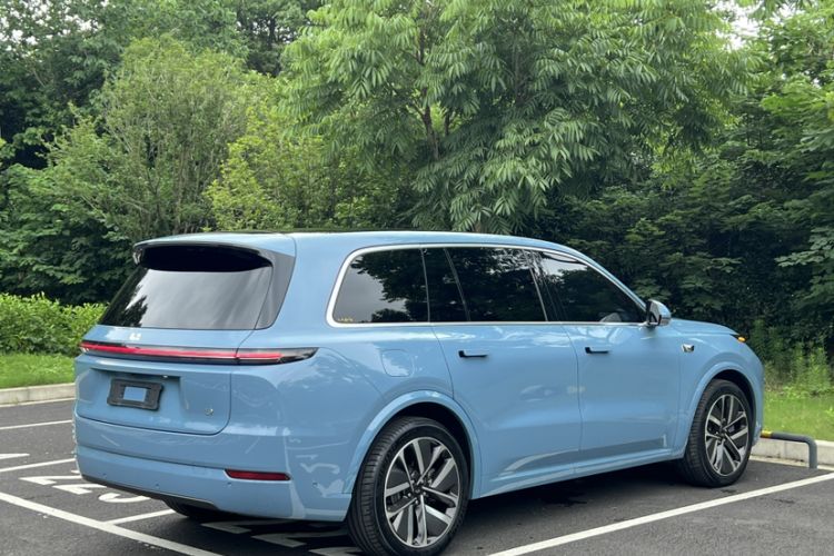 Used Li Auto L9 2023 Pro Model Exterior 2